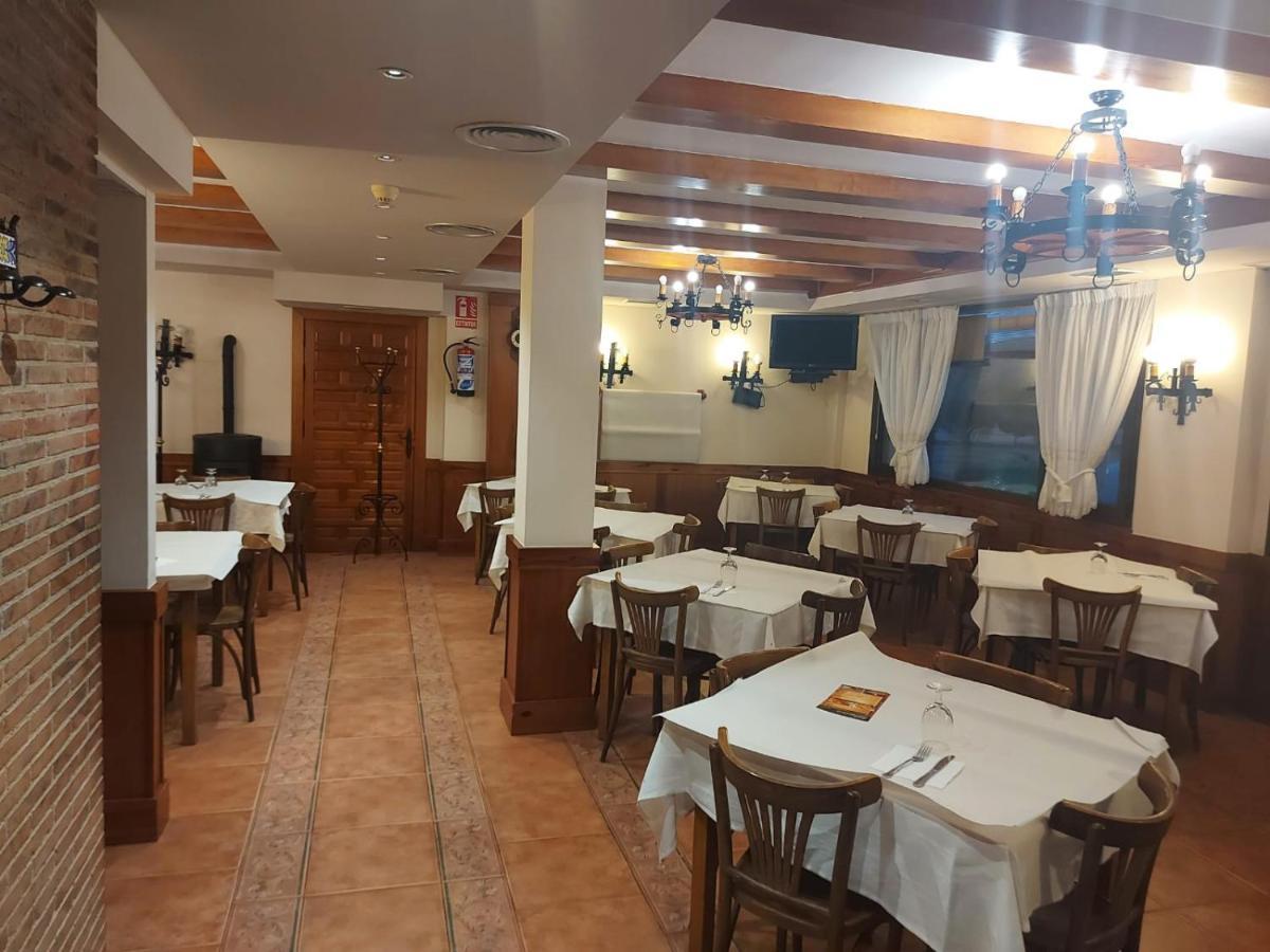 Hostal Linares Villanueva de Argano Ngoại thất bức ảnh